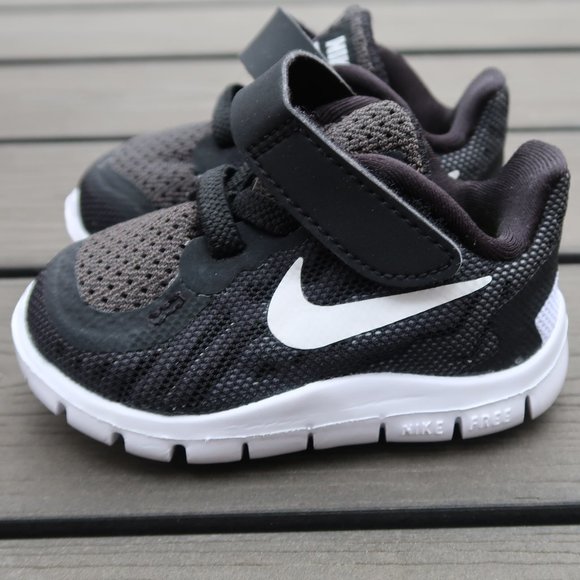 Nike Free 5.0 - Picture 2 of 4